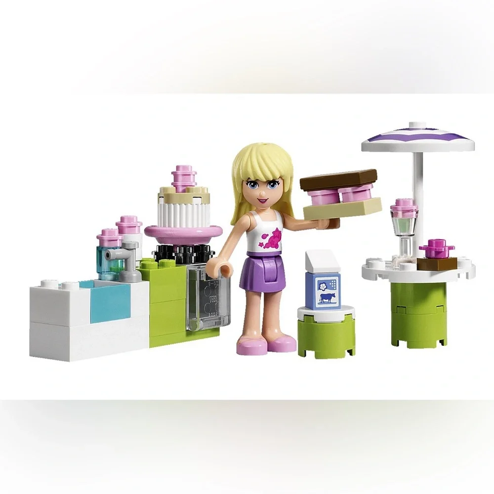 LEGO Friends #3930 Stephanie’s Outdoor Bakery 2012 Retired Set (Pre-Owned)